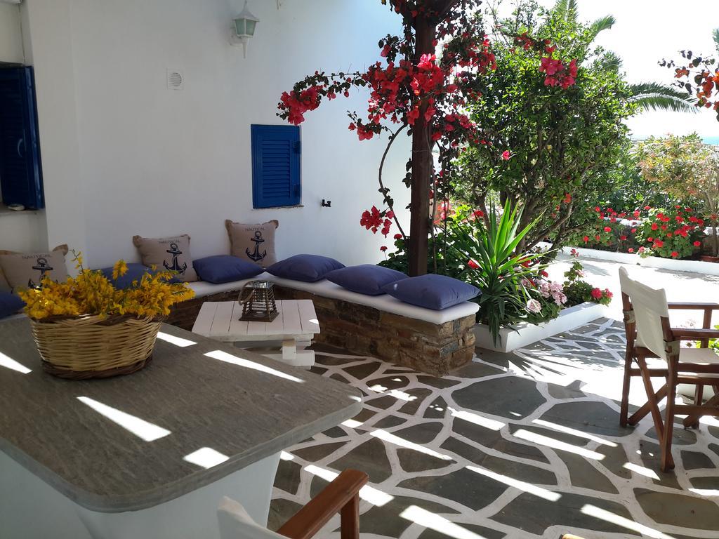 Tinos Peristerionas Apartment Bagian luar foto