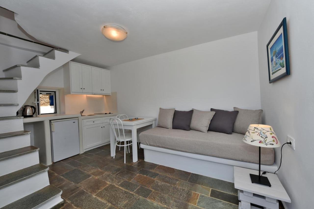 Tinos Peristerionas Apartment Bagian luar foto